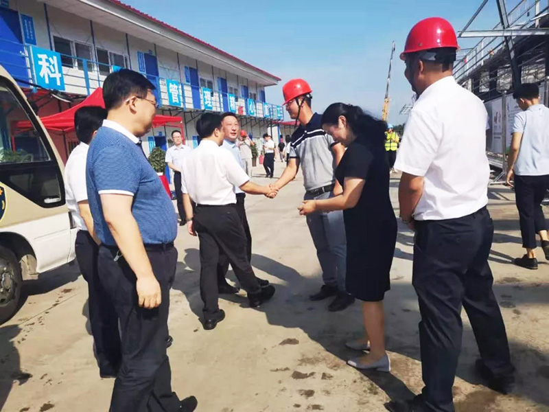 銅仁市市委書記及四套班子領(lǐng)導到銅仁（萬山）物流園項目視察