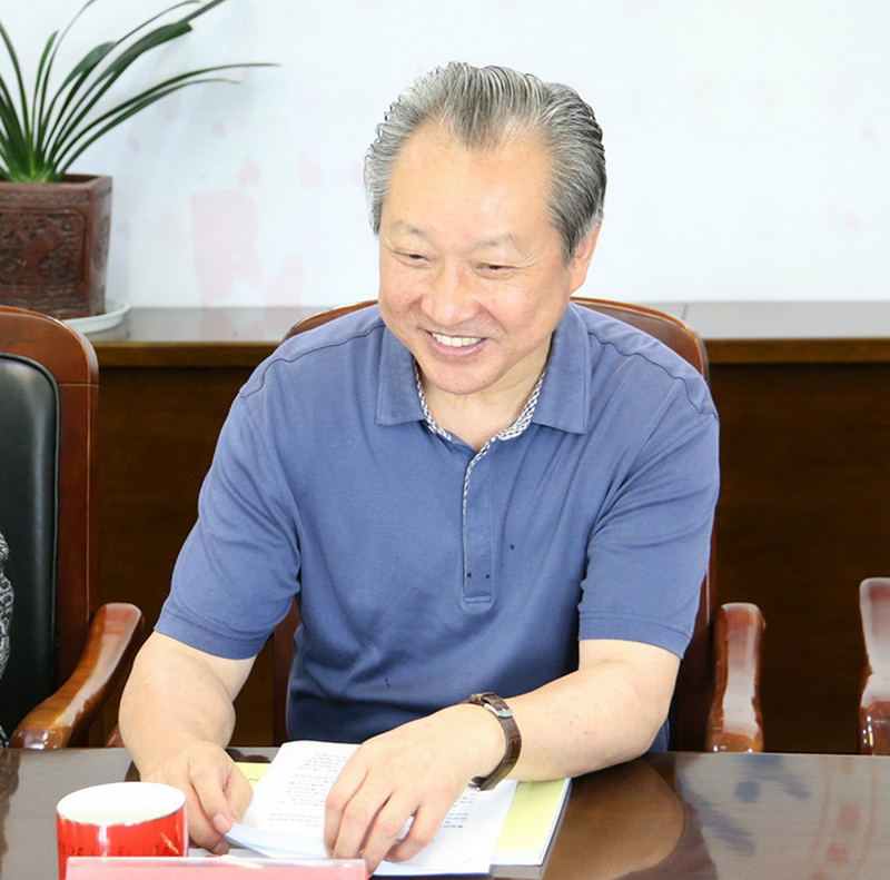 董事長(zhǎng)劉書(shū)華出席江蘇省婦兒基金會(huì)?貴州省銅仁市政府扶貧公益項(xiàng)目座談會(huì)